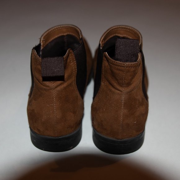 Call it Spring Men's Brown Leon Lug Chelsea Boot (suede) - Picture 3 of 5